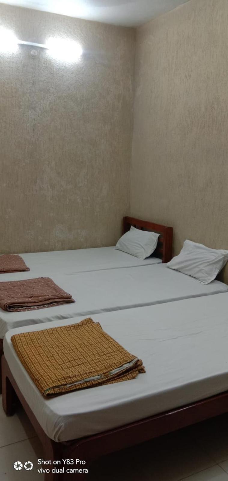 Hotel Pleasure Landmark Ujjain Exterior photo